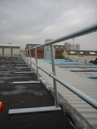 Freestanding Guard Rail